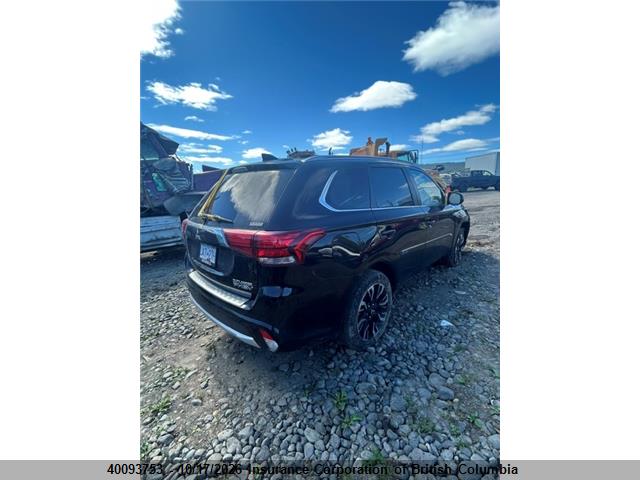 Mitsubishi Outlander Se/gt 2018 JA4J24A55JZ612184 Image 4