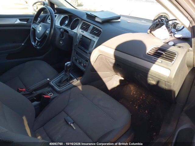 3VW2A7AU8FM090484 Volkswagen Golf