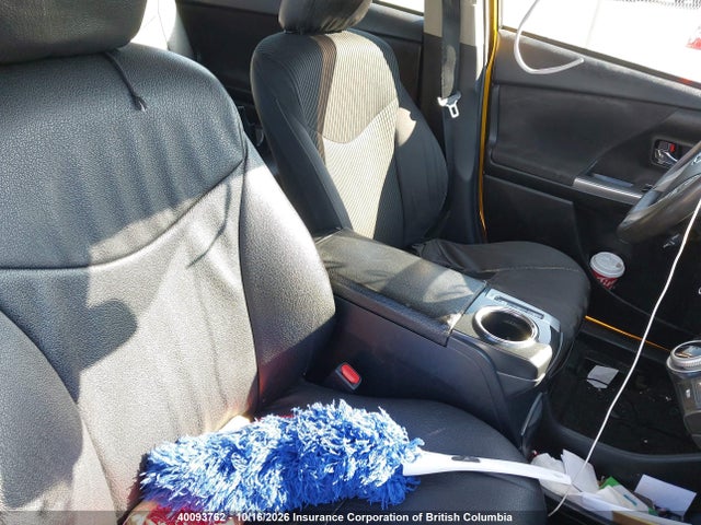 JTDZN3EU0JJ075041 Toyota Prius