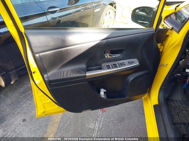 JTDZN3EU1FJ026048 Toyota Prius