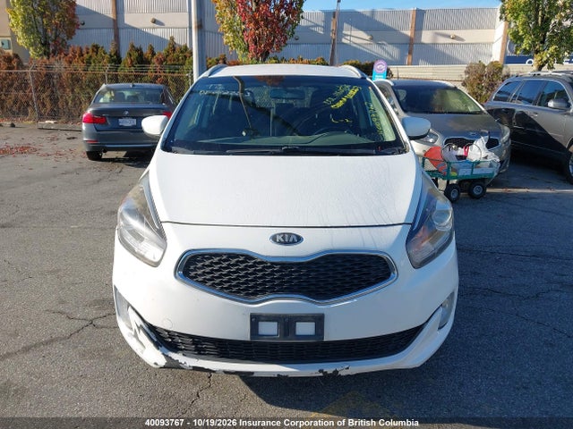 KNAHT8A37E7010473 KIA Rondo