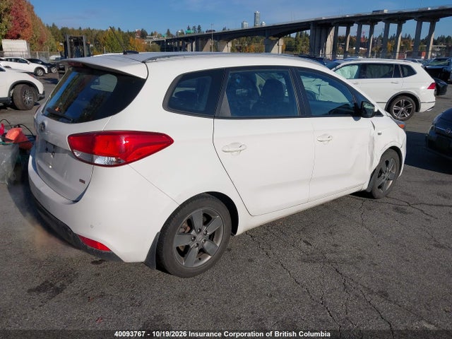 KNAHT8A37E7010473 KIA Rondo