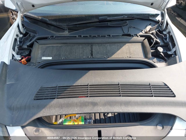 Tesla Model Y Long Range 2024 7SAYGAEE8RF042409 Image 10