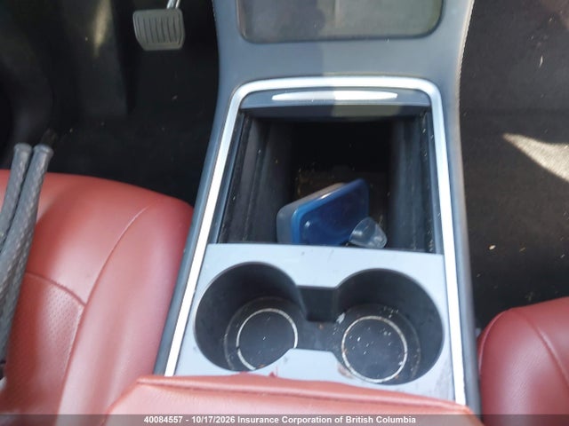 Tesla Model Y Long Range 2024 7SAYGAEE8RF042409 Image 11