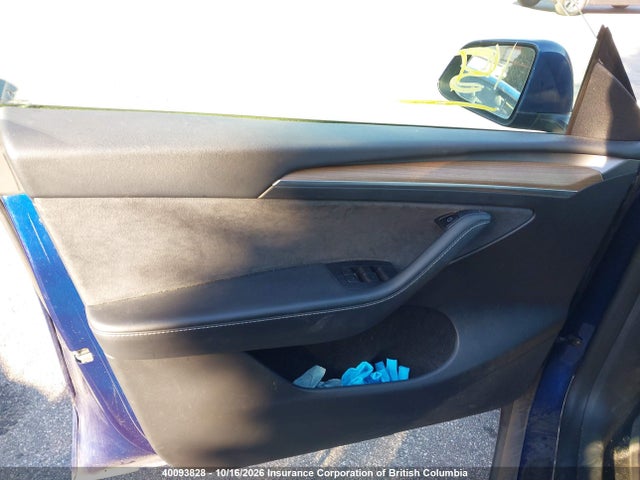 7SAYGAEE4NF547969 Tesla Model Y