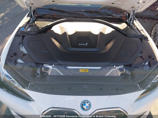 WBY73AW05NFM61071 BMW I4