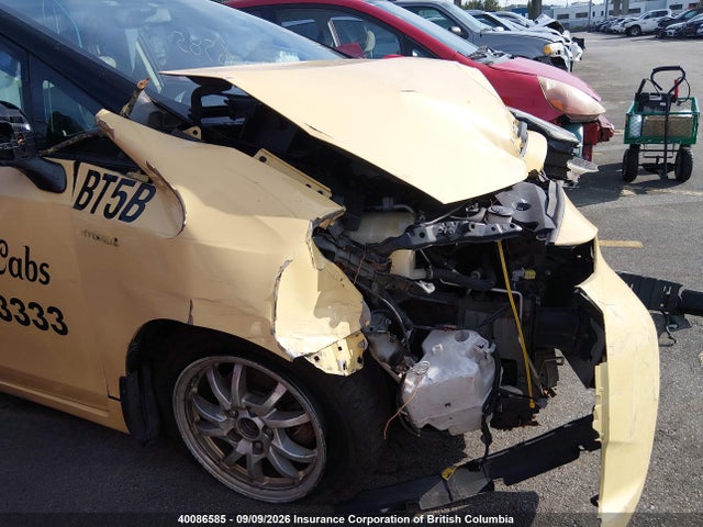 Toyota PRIUS V 2017 JTDZN3EU6HJ072641 Image 12