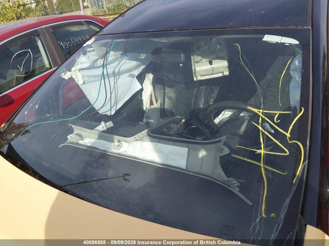 Toyota PRIUS V 2017 JTDZN3EU6HJ072641 Image 18