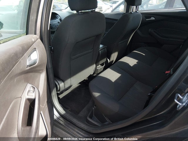 40086829 :رقم المزاد ، 1FADP3F26FL371457 vin ، 2015 Ford Focus Se مزاد بيع
