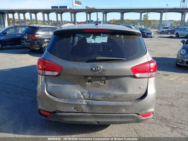 KNAHT8A36G7132017 KIA Rondo