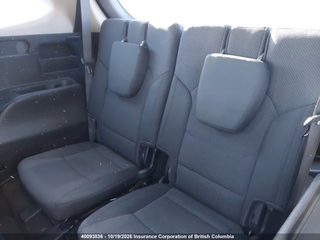KNAHT8A36G7132017 KIA Rondo