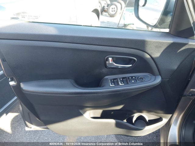 KNAHT8A36G7132017 KIA Rondo