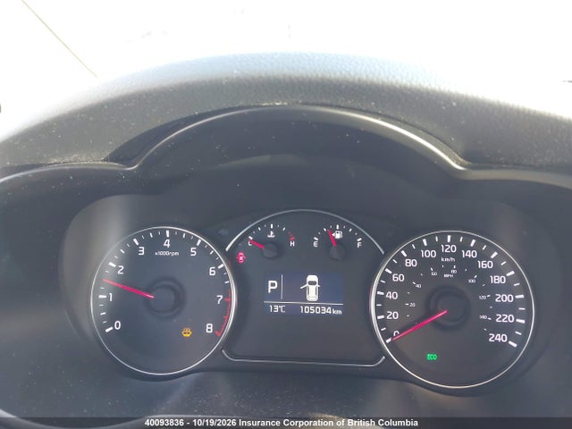 KNAHT8A36G7132017 KIA Rondo