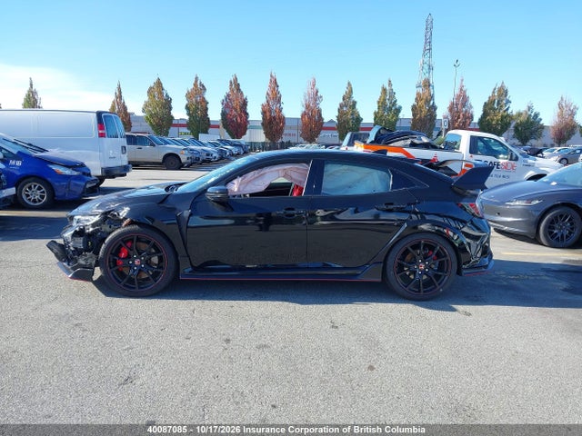 Продажа на аукционе авто 2018 Honda Civic Type-r, vin: SHHFK8G3XJU300357, номер лота: 40087085
