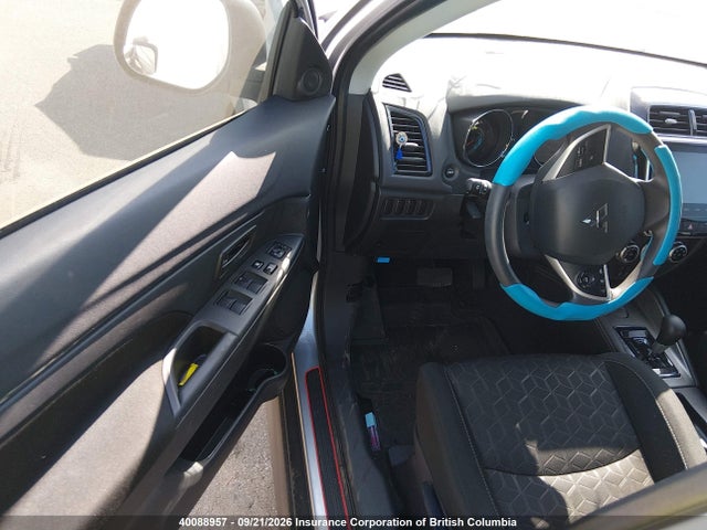 JA4AHUAU4TU603675 Mitsubishi RVR ES