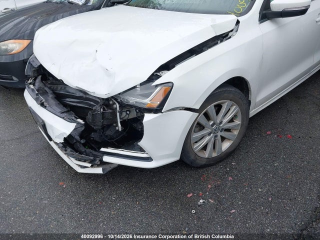 3VWDB7AJ2HM226607 Volkswagen JETTA SE