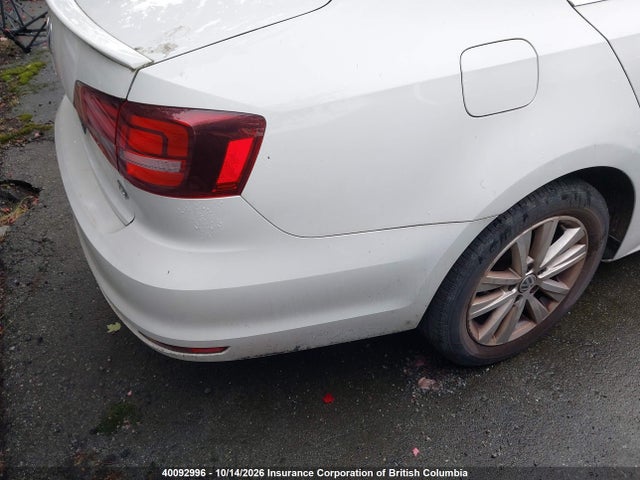 3VWDB7AJ2HM226607 Volkswagen JETTA SE
