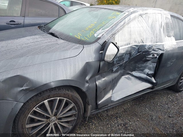 3VWL17AJ5HM337201 Volkswagen Jetta Sel/sel Premium