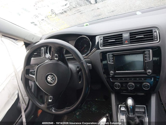 3VWL17AJ5HM337201 Volkswagen Jetta Sel/sel Premium