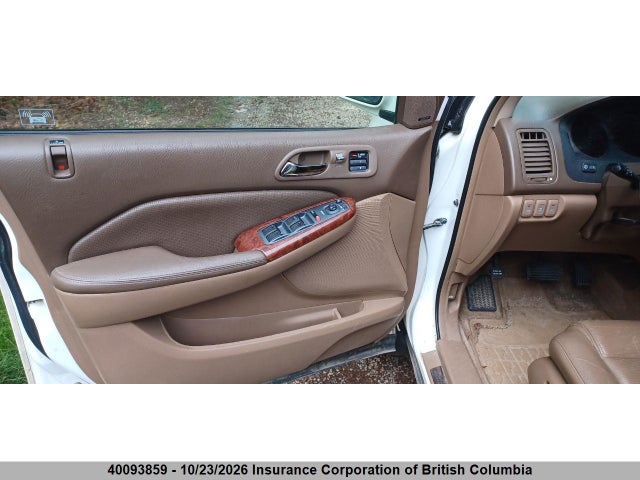 40093859 :رقم المزاد ، 2HNYD18955H000735 vin ، 2005 Acura Mdx مزاد بيع