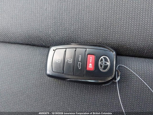 5YFB4MDE3PP016932 Toyota COROLLA LE