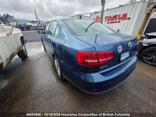 40093896 :رقم المزاد ، 3VW1K7AJ8FM277741 vin ، 2015 Volkswagen Jetta مزاد بيع