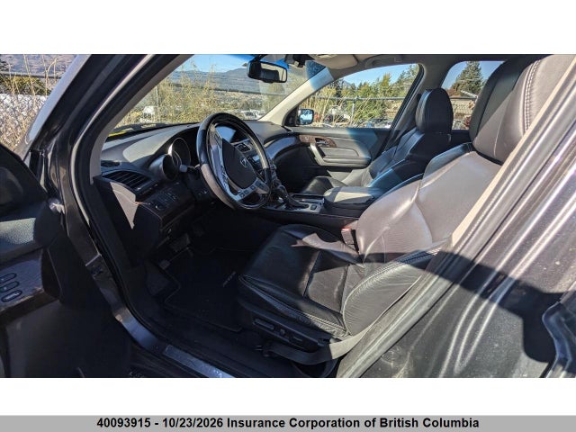 40093915 :رقم المزاد ، 2HNYD2H71BH001932 vin ، 2011 Acura Mdx مزاد بيع