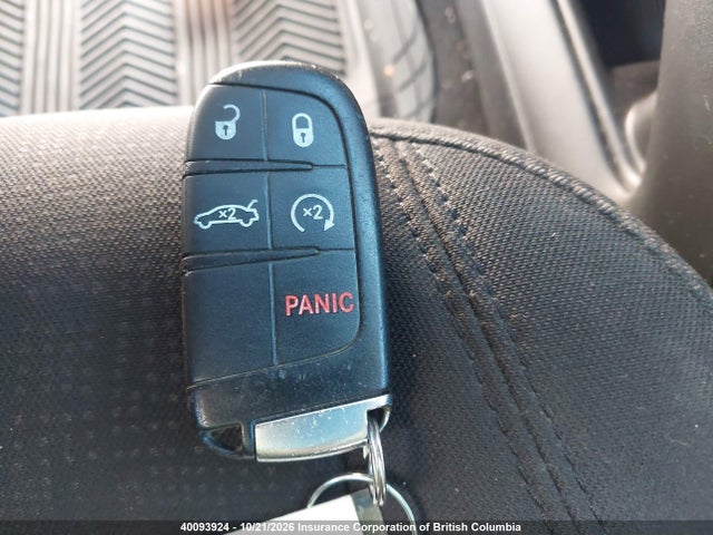 Продажа на аукционе авто 2016 Chrysler 200, vin: 1C3CCCAG3GN114478, номер лота: 40093924