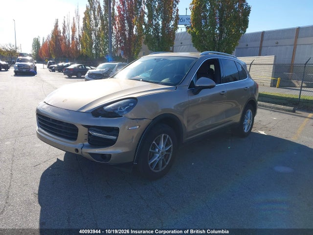 Porsche Cayenne 2016 WP1AA2A22GLA11571 Image 2