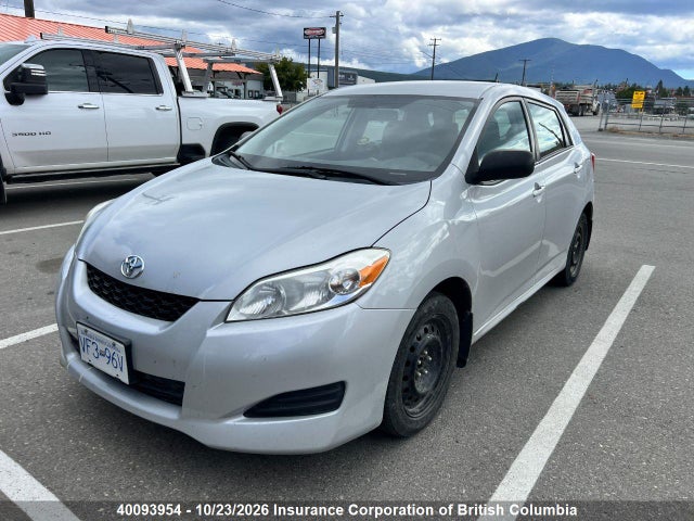 40093954 :رقم المزاد ، 2T1KU4EE6DC969175 vin ، 2013 Toyota Matrix مزاد بيع