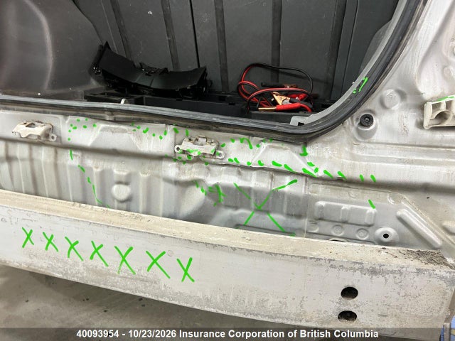 40093954 :رقم المزاد ، 2T1KU4EE6DC969175 vin ، 2013 Toyota Matrix مزاد بيع