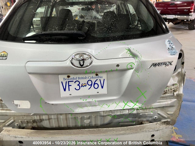 40093954 :رقم المزاد ، 2T1KU4EE6DC969175 vin ، 2013 Toyota Matrix مزاد بيع