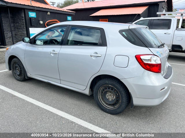 40093954 :رقم المزاد ، 2T1KU4EE6DC969175 vin ، 2013 Toyota Matrix مزاد بيع
