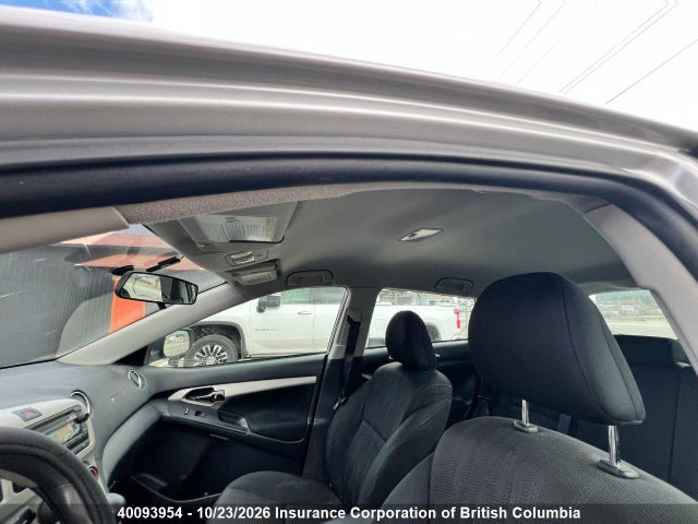 40093954 :رقم المزاد ، 2T1KU4EE6DC969175 vin ، 2013 Toyota Matrix مزاد بيع