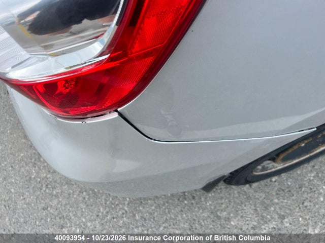 40093954 :رقم المزاد ، 2T1KU4EE6DC969175 vin ، 2013 Toyota Matrix مزاد بيع