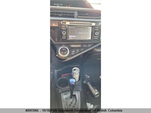 JTDKDTB36F1102914 Toyota Prius