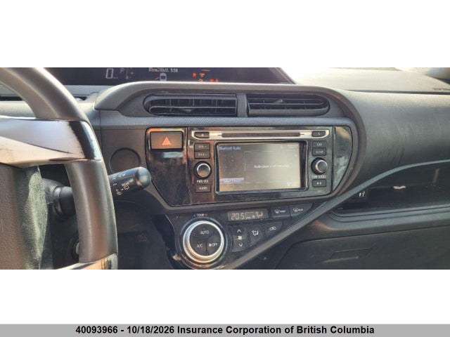JTDKDTB36F1102914 Toyota Prius