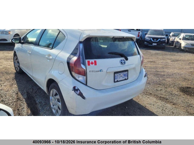 JTDKDTB36F1102914 Toyota Prius