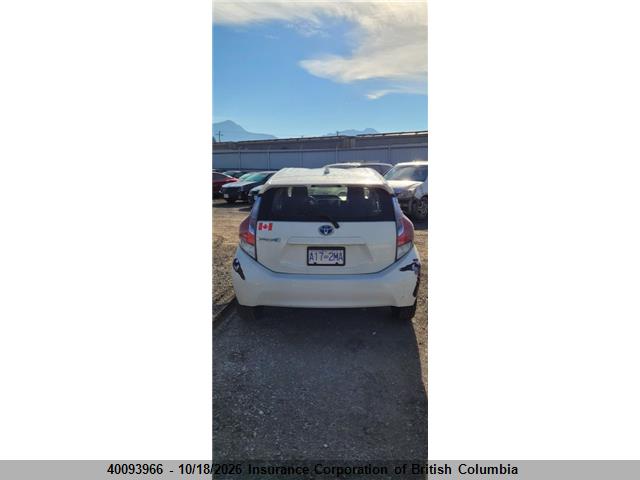 JTDKDTB36F1102914 Toyota Prius