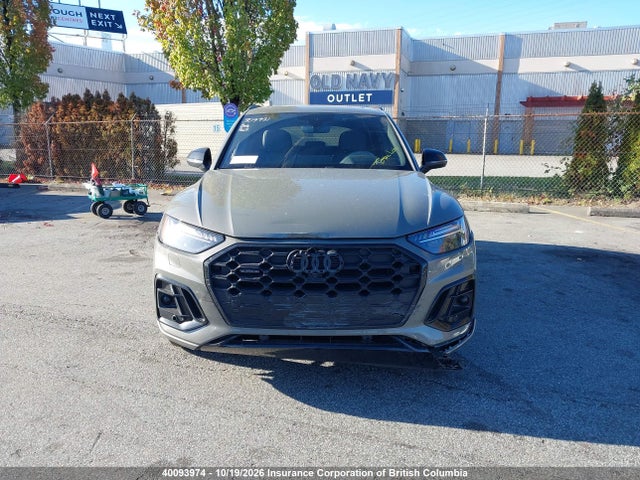 Audi Q5 2024 WA1FAAFY4R2097340 Image 13