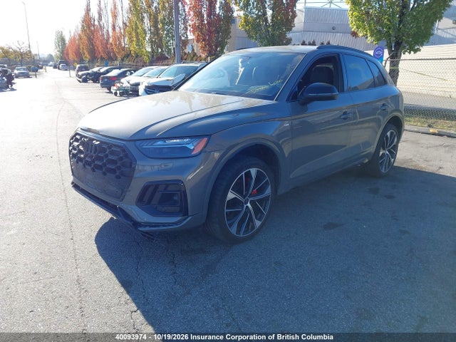 Audi Q5 2024 WA1FAAFY4R2097340 Image 2