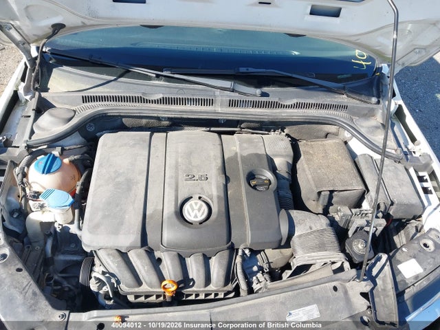 40094012 :رقم المزاد ، 3VWLX7AJ7DM418161 vin ، 2013 Volkswagen Jetta مزاد بيع