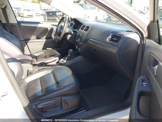40094012 :رقم المزاد ، 3VWLX7AJ7DM418161 vin ، 2013 Volkswagen Jetta مزاد بيع