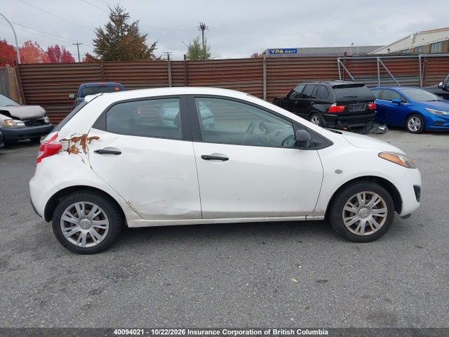 40094021 :رقم المزاد ، JM1DE1KY8E0188964 vin ، 2014 Mazda Mazda2 Gx مزاد بيع