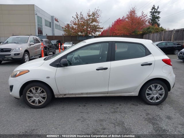 40094021 :رقم المزاد ، JM1DE1KY8E0188964 vin ، 2014 Mazda Mazda2 Gx مزاد بيع