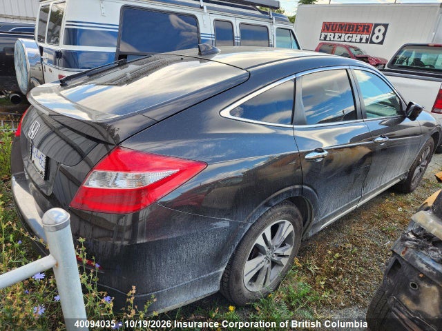 40094035 :رقم المزاد ، 5J6TF2H50DL800352 vin ، 2013 Honda Crosstour Exl مزاد بيع
