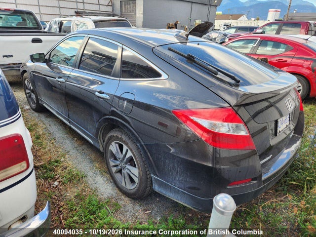 40094035 :رقم المزاد ، 5J6TF2H50DL800352 vin ، 2013 Honda Crosstour Exl مزاد بيع