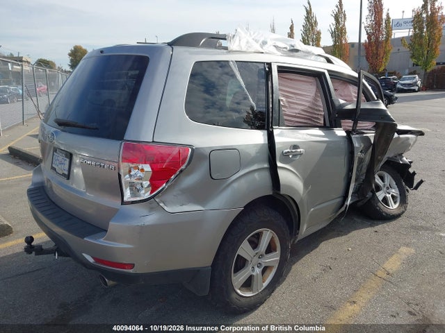 Продажа на аукционе авто 2010 Subaru Forester 2.5x Premium, vin: JF2SH6CC4AG715299, номер лота: 40094064