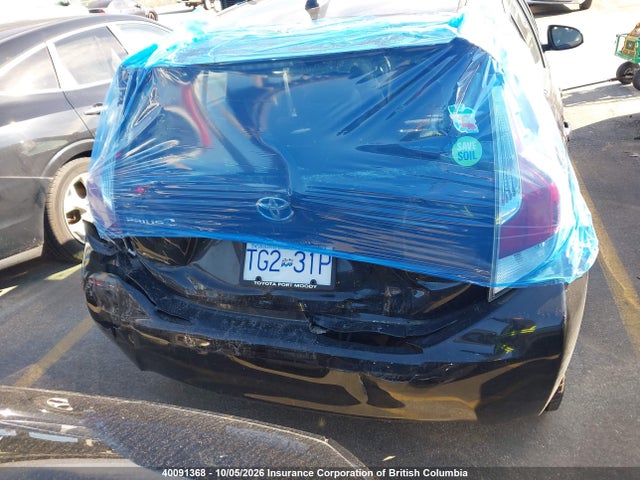JTDKDTB35F1111054 Toyota PRIUS C