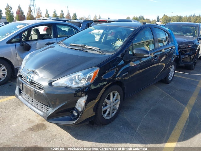 JTDKDTB35F1111054 Toyota PRIUS C